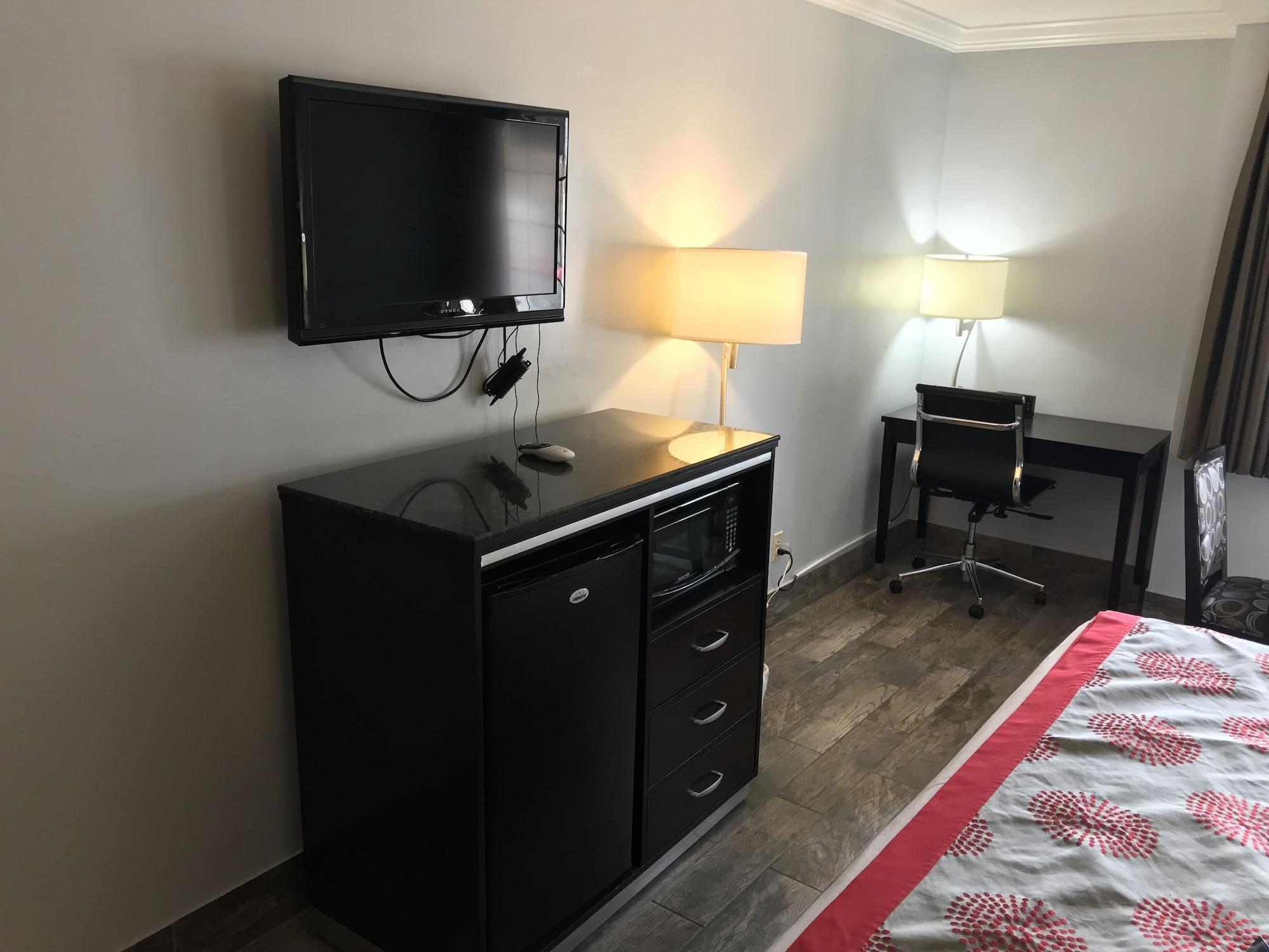Ramada By Wyndham San Diego Poway Miramar Екстер'єр фото