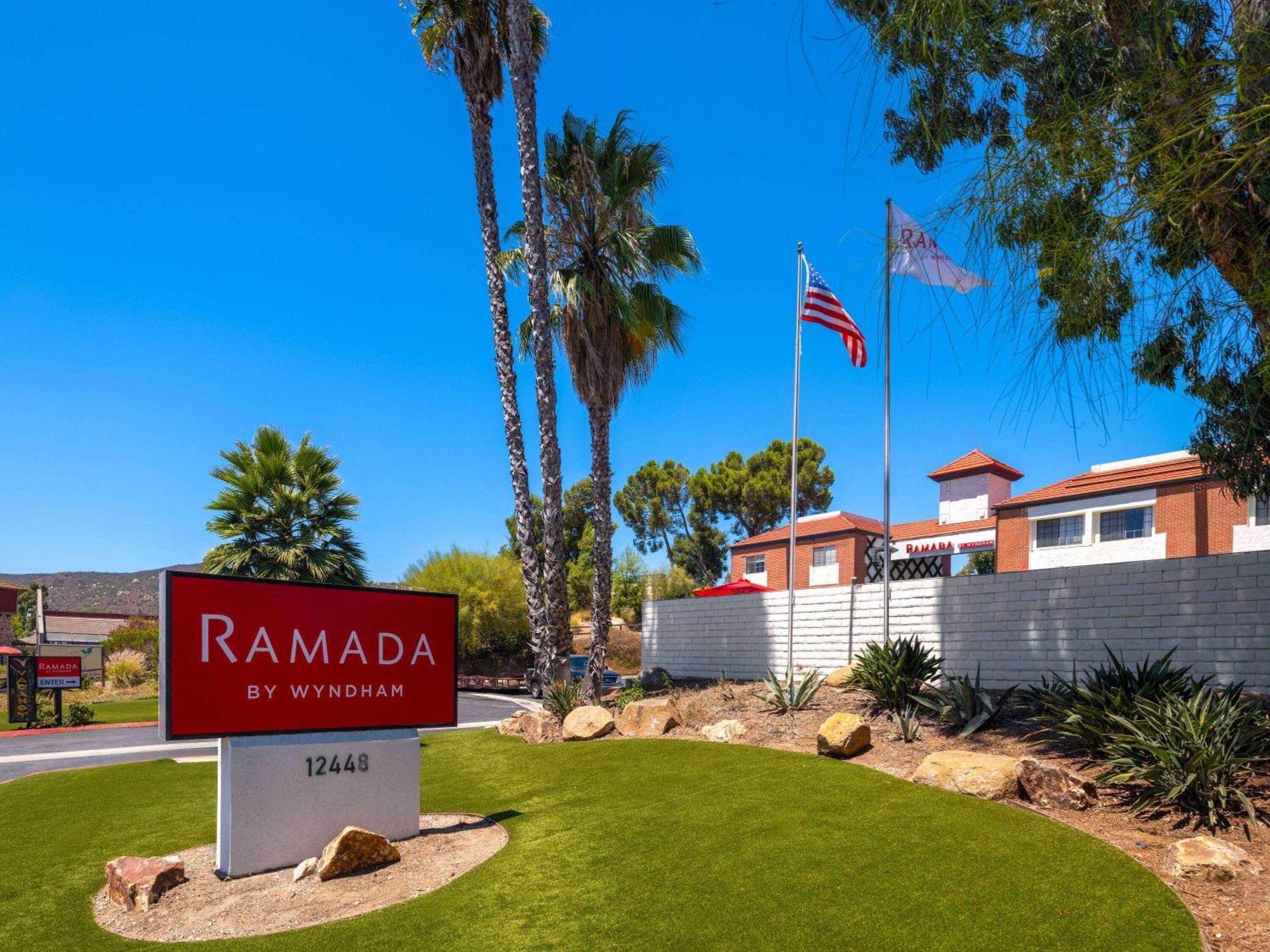 Ramada By Wyndham San Diego Poway Miramar Екстер'єр фото